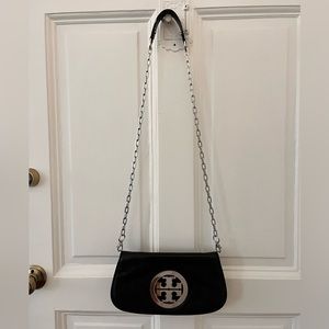 Tory Burch black cross body chain bag with silver emblem and details!